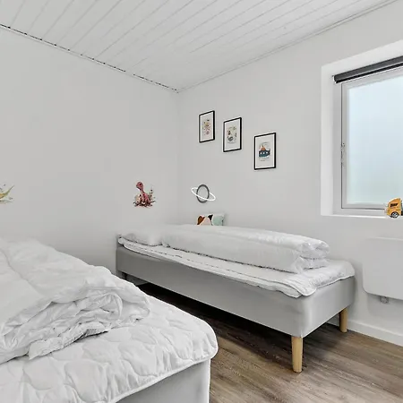Lovely In With Kitchen