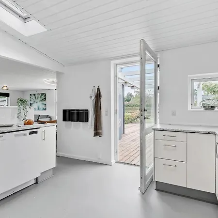 Σπίτι διακοπών Lovely In With Kitchen *
