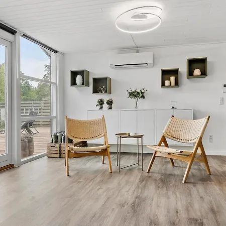 Tatil Evi Lovely In With Kitchen